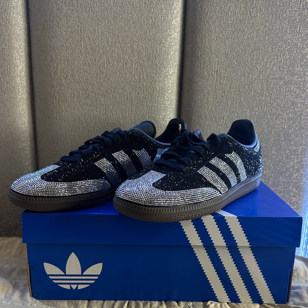 adidas Crystal-Embellished Low-Top Sneakers - Black & Silver - Picture 1 of 7